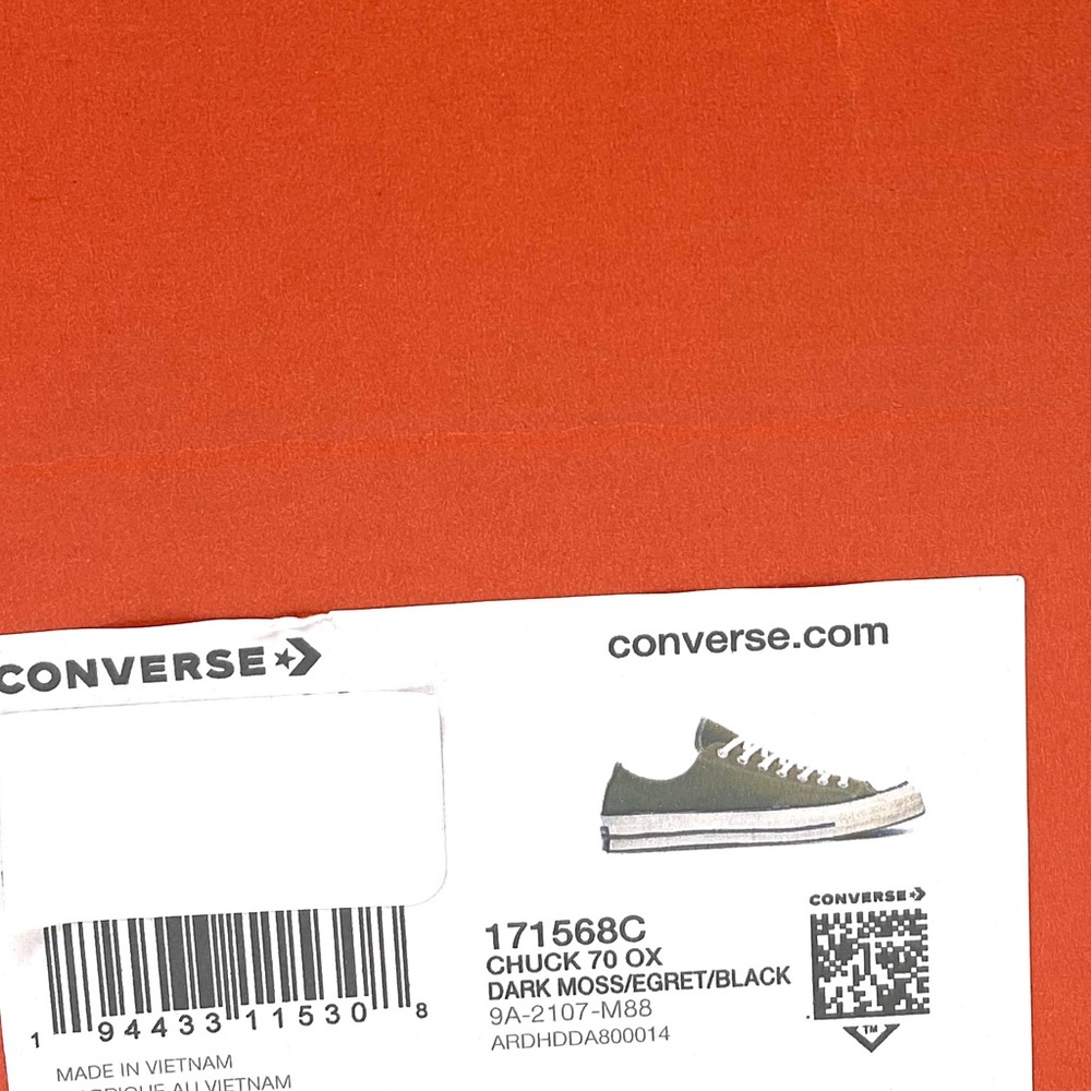 Converse Women’s Size Sneakers 171568C Chuck 70 Low Top Canvas Dark Moss Green - Picture 9 of 10